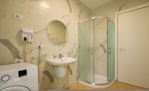 Bathroom - SanPietro Vacation Apartment 039 (Durrës)
