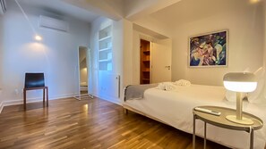 2 Schlafzimmer, Bügeleisen/Bügelbrett, Reisekinderbett, kostenloses WLAN