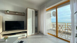 Interior - WOW! Frente Praia II | T2 HsR Quarteira (Quarteira)