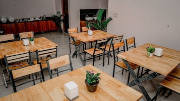 Double Room | Dining