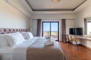 3 bedrooms, iron/ironing board, free WiFi, bed sheets - Bliss Villa 3 with private swimming pool (Anissaras)