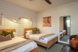 5 slaapkamers, een strijkplank/strijkijzer, wifi, beddengoed