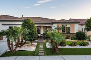 Exterior - Sandstone Social House: Private Desert Oasis w/ Luxe Arcade Lounge (Indio)