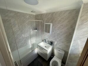 Handdoeken, zeep, toiletpapier