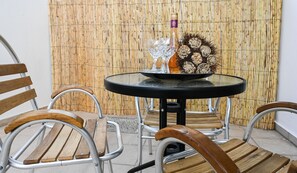 Outdoor dining - Casa 30 House A Center of Ialysos (Ialysos)