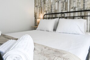 1 Schlafzimmer, Bügeleisen/Bügelbrett, Reisekinderbett, kostenloses WLAN