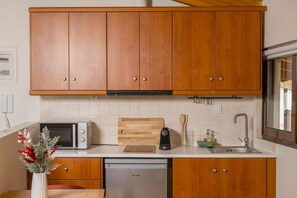 Private kitchen - Rokani Sofita  I at Kalavrita Center (Kalavrita)