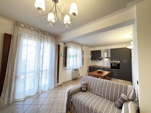 TV - Central area close to the beach-Rif. Palme (San Vincenzo)