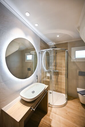 Shower, hair dryer, towels - Lainas Sea View Lefkada 1 (Frini)