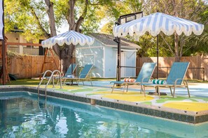 Pool - Heated Pool • Playground • Mini Golf Sports Court (Largo)