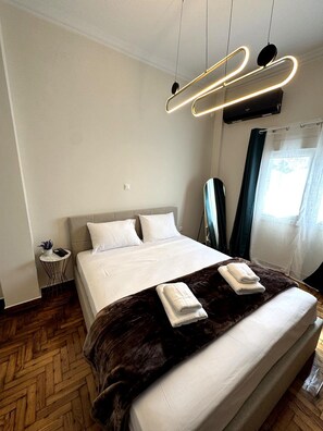 1 chambre, bureau, fer et planche à repasser, Wi-Fi gratuit