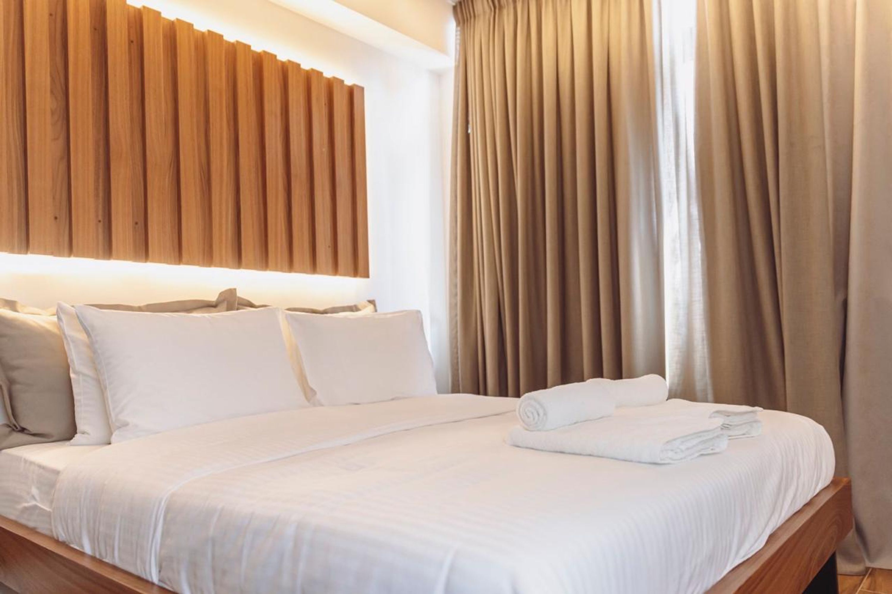 1 bedroom, desk, WiFi (free), bed sheets