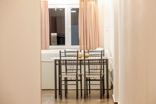 Ioannina Central Apartment by SuperhostHub