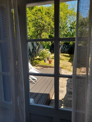 Unclassified image, 4 of 20, button - Gorgeous 3-bedroom house in Le Vigeant perfect for relaxing stays (LE VIGEANT)