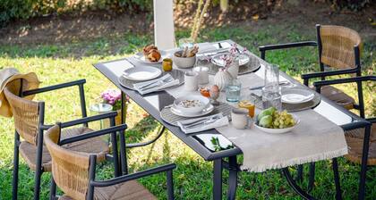 Escape Villa in Melissochori