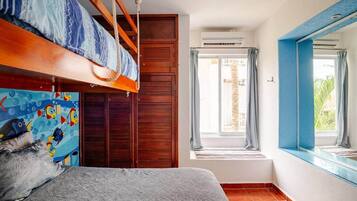 In-room safe, iron/ironing board, WiFi, bed sheets