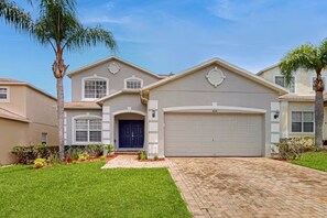 Exterior - Lancaster House: Private Pool (Davenport)