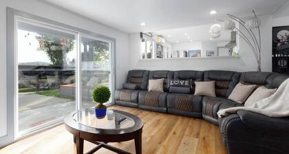 La Mesa Hillside Escape