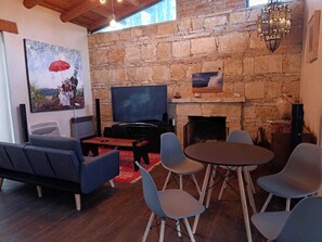 Uklassifisert bilde, 4 av 14, knapp