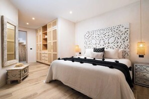 5 bedrooms, iron/ironing board, travel cot, free WiFi - Villa Böhēme | 5Bdrm w/ DAILY CHEF & Housekeeping every other day. <br>Dedicated concierge<br>Beach access (Tulum)