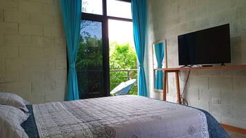1 chambre, fer et planche Ă repasser, Wi-Fi gratuit, draps fournis