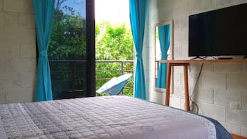 1 chambre, fer et planche Ă repasser, Wi-Fi gratuit, draps fournis