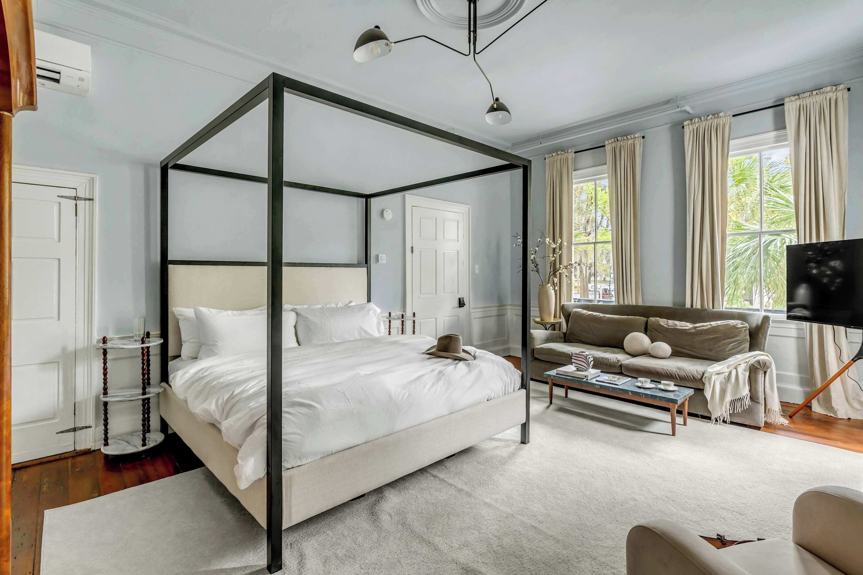 Fer et planche à repasser, Wi-Fi, draps fournis