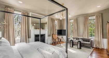 Historic Boutique Hotel Suite w. Waterviews!