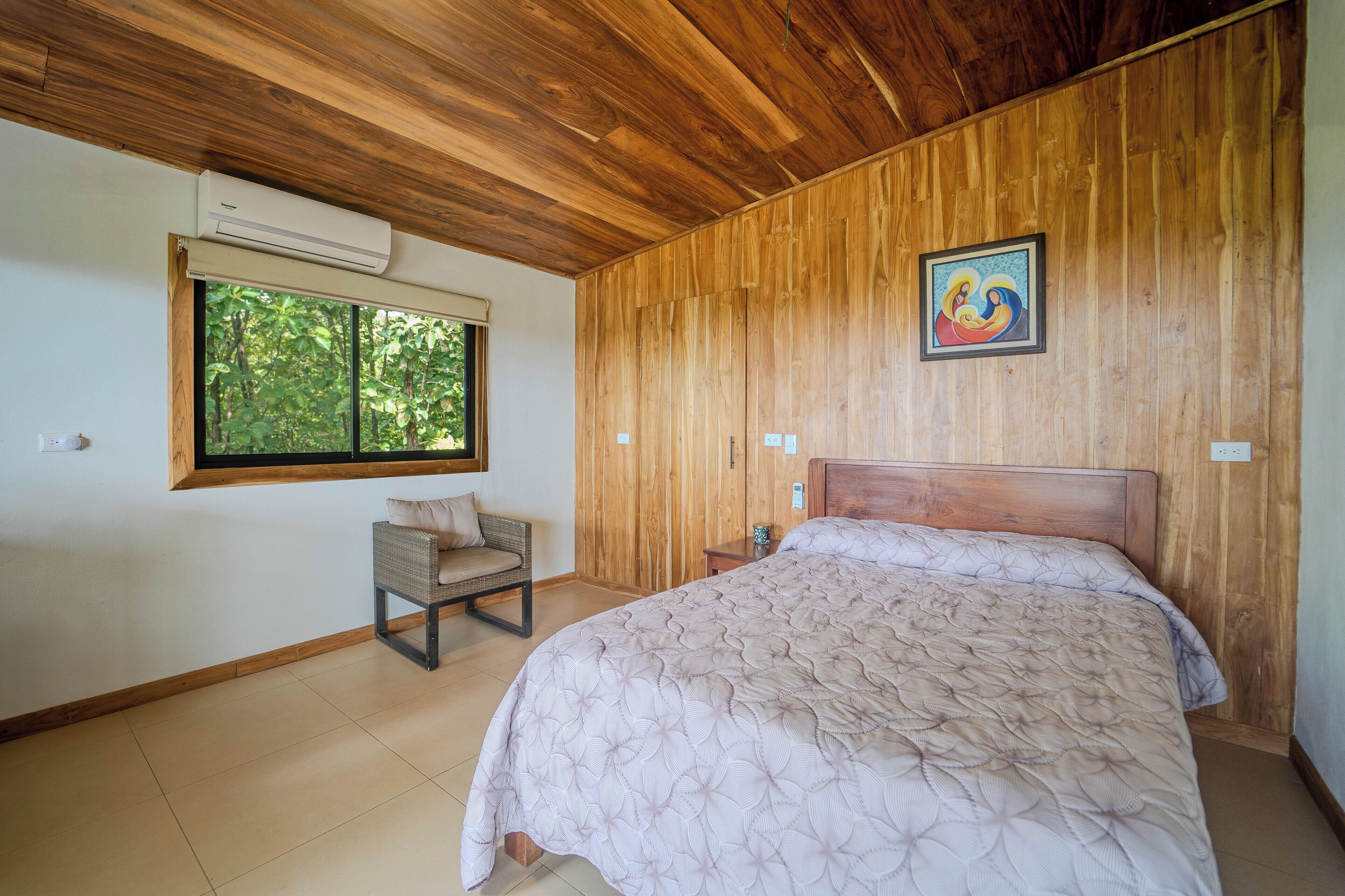 2 Schlafzimmer, Schreibtisch, Bügeleisen/Bügelbrett, kostenloses WLAN
