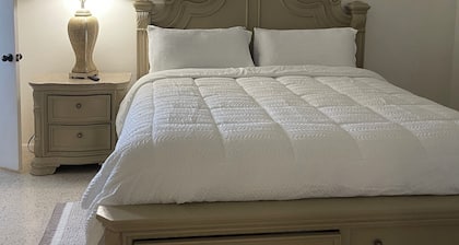 Cozy apartment in Valrico