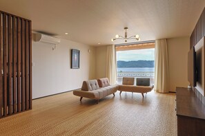 Villa, Private Bathroom, Sea View | Living area - Hanashoubu Un Son Benir Amanohashidate (Miyazu)