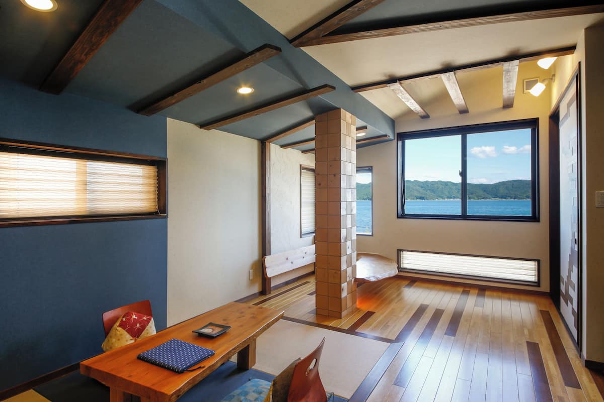 Quadruple Room, Non Smoking, Sea View | Interior
