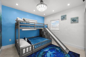 Free WiFi, bed sheets, wheelchair access - 3-bedroom house in wonderful Miami Gardens with AC and fitness room (MIAMI GARDENS)