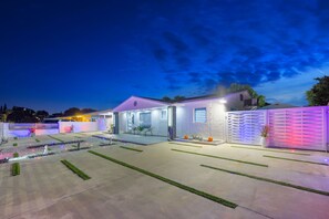 Exterior - 3-bedroom house in wonderful Miami Gardens with AC and fitness room (MIAMI GARDENS)