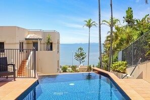 Uklassifisert bilde, 2 av 19, knapp