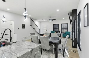 Photo non classée, 2 sur 34, bouton