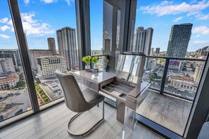 Apartment, Balcony, City View | Interior - Alea Miami (Miami)