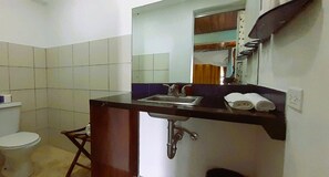 Handtücher, Seife, Toilettenpapier