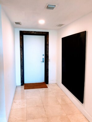 Interior - A private room 1 bedroom bath in suite-Perfect for World Cup 2026 (North Miami)