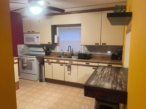 Nicht klassifiziertes Bild, 5 von 17, Schaltfläche