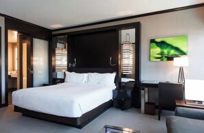 Unclassified image, 4 of 9, button - Vdara Strip Suite • No Resort Fees • Free Parking (Las Vegas)