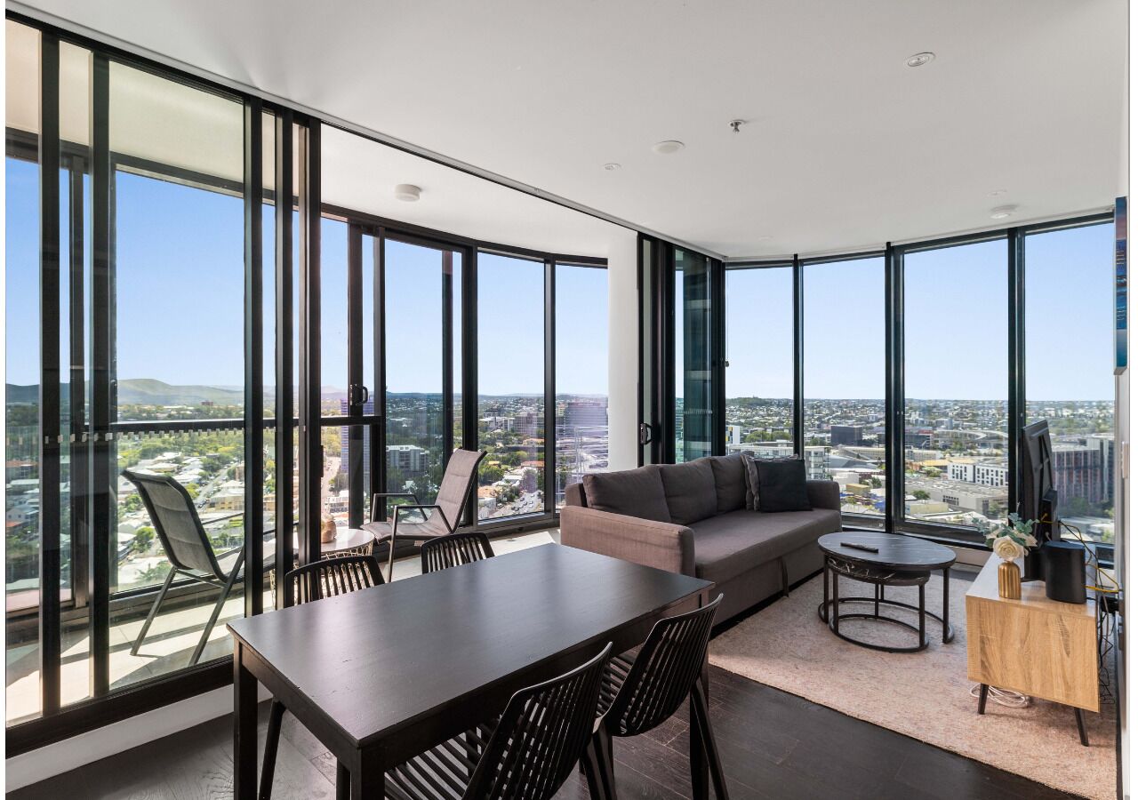 Appartement, 2 chambres, balcon, vue sur la ville | Aire de séjour