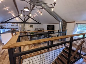 Apartment, 3 Bedrooms, Kitchen | Bahagian dalam