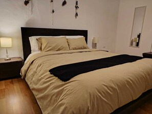 3 bedrooms, Internet, bed sheets - Kantiq house (Cusco)