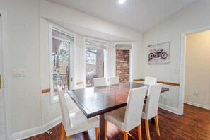 Dining - Hide Away near Magellan Golf Course (Hot Springs Village)
