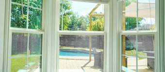 Entertainers Delight: 4/2 Pool, Outdoor Fun