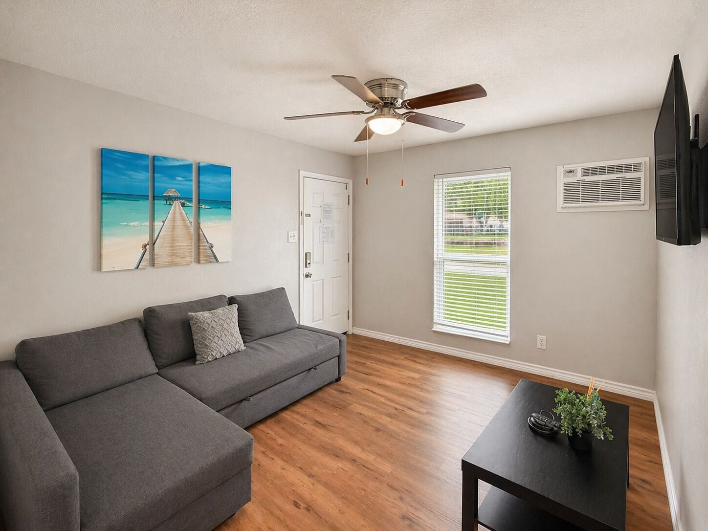 リビング エリア