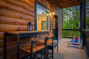 Outdoor dining - 6BR Smoky Mtn · Indoor Pool · Hot Tub · Dollywood (Sevierville)