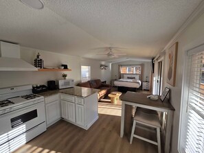 Nicht klassifiziertes Bild, 2 von 16, Schaltfläche