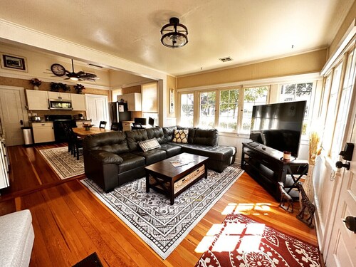 Sun Cottage in the Heart of Jacksonville